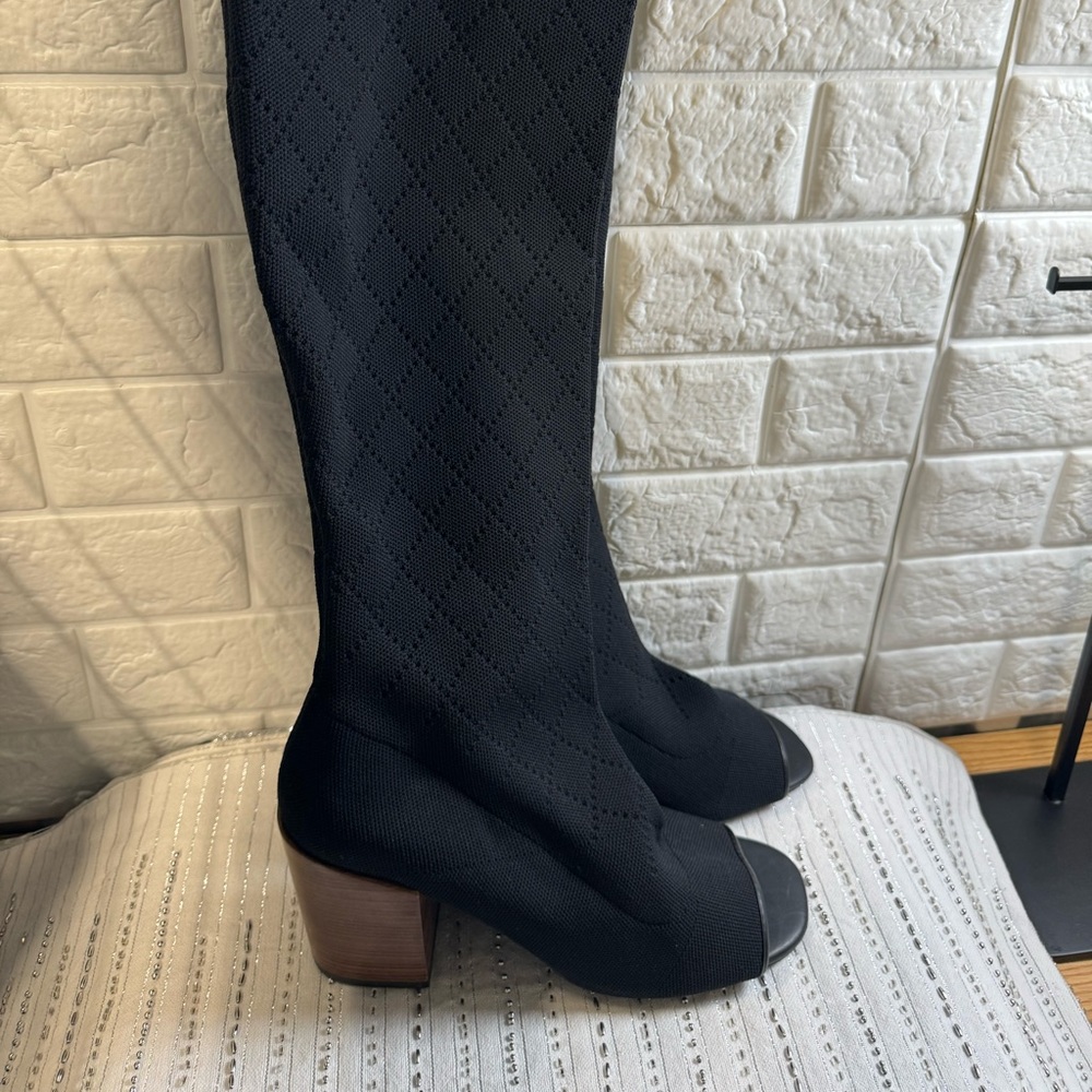 Ugg peek toe knee boots.